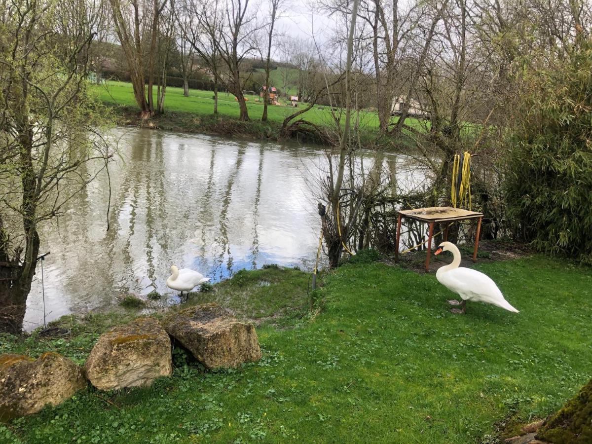 Tiny House Detente Nature La Maison Du Pecheur Pulligny Buitenkant foto